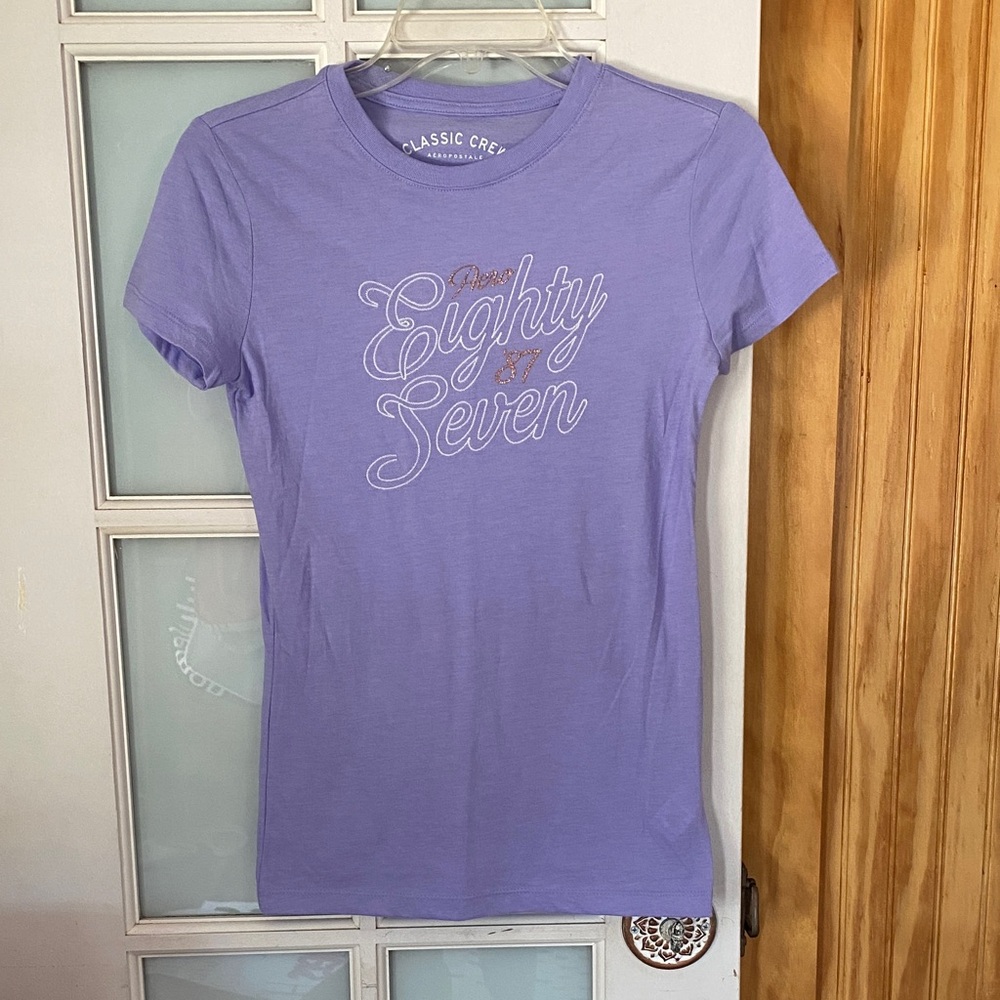 Aeropostale Women's Purple Graphic Tee